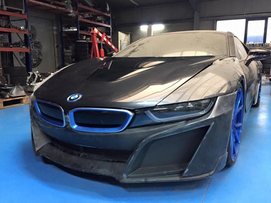  BMW i8 by German Special Customs 2016 года  (фото 2 из 3)